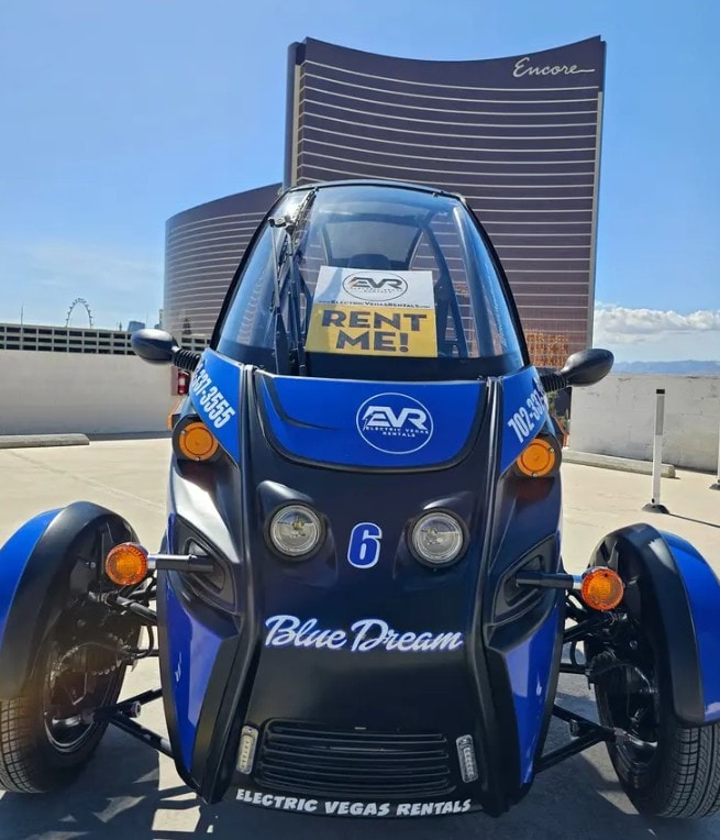 Blue Dream - Electric Vegas Rentals Vehicle #6