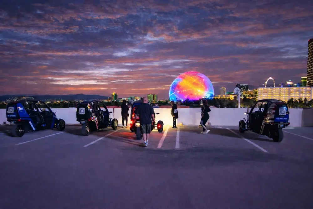 ⭐ Ultimate Vegas Nights Tour
✓ Guided